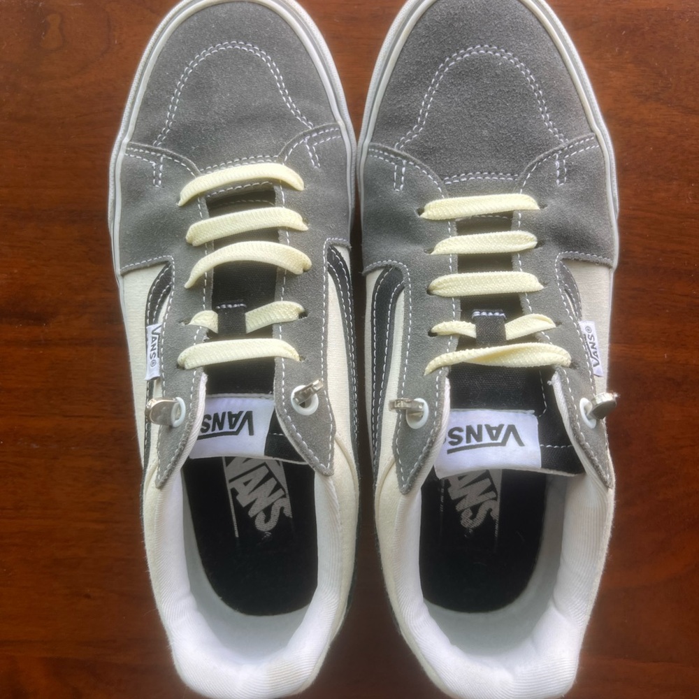 Vans classic Gray and Cream Sneakers - Picture 4 of 4